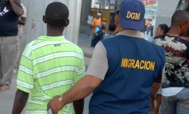 Más de 300 haitianos indocumentados detenidos en Constanza