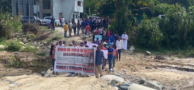 Comunidades de Jarabacoa Exigen al MOPC Concluir Puente sobre el Río Yujo