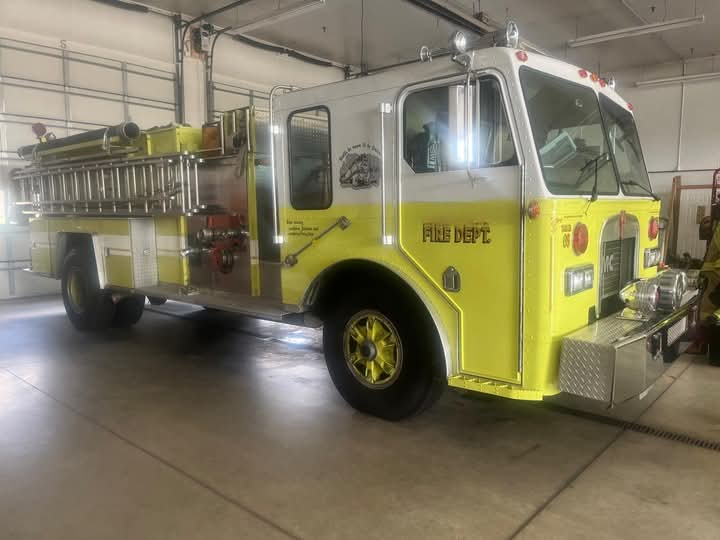 Camión de bomberos llega a Buena Vista, Jarabacoa